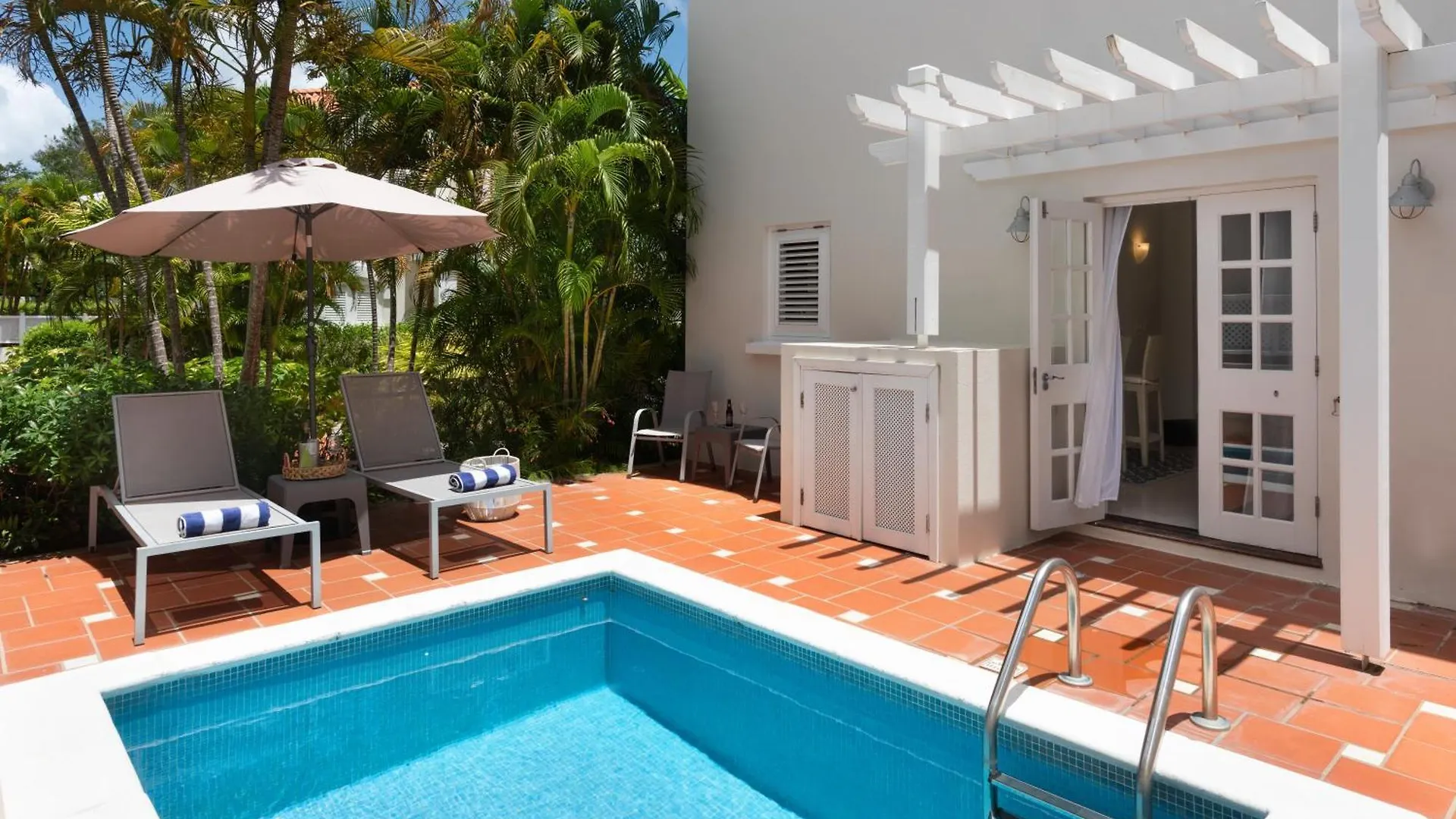 Tranquil Townhome, Close To Beach & Dining 圣詹姆斯 0*,
