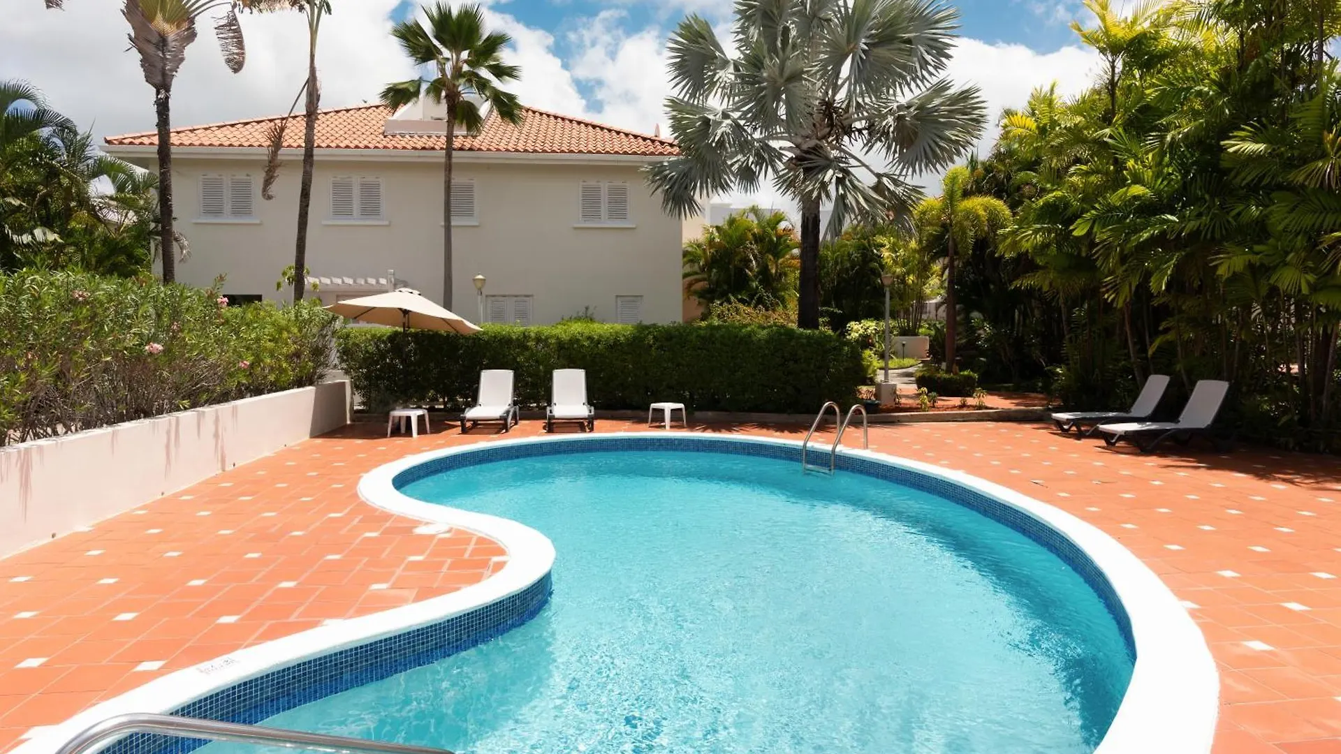 Tranquil Townhome, Close To Beach & Dining 圣詹姆斯 度假居